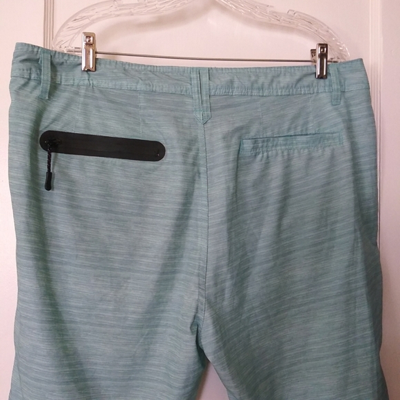 Free Planet Shorts Green Pockets Polyester 31 inch waist - Picture 4 of 5